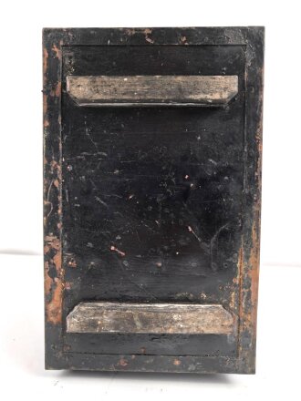 Zubehörtornister zum  Tornister Empänger Berta Torn.E.b. . Überlackiertes Stück