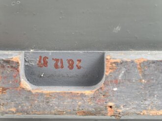 Tornister Empänger Berta , Torn.E.b. /24b-305 datiert 1937.  Gehäuse zugehörig, aber überlackiert. Guter Gesamtzustand, Funktion nicht geprüft