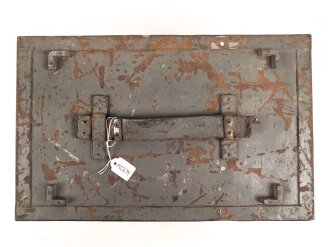 Zubehörtornister zum  Tornister Empänger Berta Torn.E.b. . Überlackiertes Stück, die Innenfächer neuzeitlich ergänzt