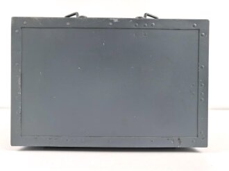 Tornister Empänger Berta , Torn.E.b.U.1, datiert 1939. Sonderausführung 2300- 3100 kHz. Gehäuse überlackiert, Funktion nicht geprüft