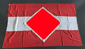 Hitlerjugend Fahne, im Stil einer Gefolgschaftsfahne aber...