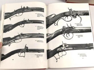 "LUGS Handfeuerwaffen Band 1 und 2" im Schuber, wohl aus den 1970iger Jahren,  über 1200 Seiten, gebraucht