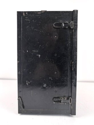 15 Watt Sender Empfänger  a " 15 W.S.E.a" datiert 1941. Frontplatte Originallack, Gehäuse samt Deckel überlackiert