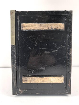 15 Watt Sender Empfänger  a " 15 W.S.E.a" datiert 1941. Frontplatte Originallack, Gehäuse samt Deckel überlackiert