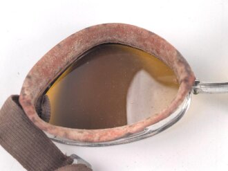 Italien 2.Weltkrieg, Kradmelderbrille, so von deutschen Truppen getragen, weiches Gummi, ungereinigt