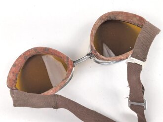 Italien 2.Weltkrieg, Kradmelderbrille, so von deutschen Truppen getragen, weiches Gummi, ungereinigt