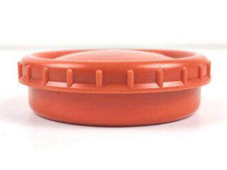 Butterdose Wehrmacht aus oranger Preßmasse. Guter Zustand