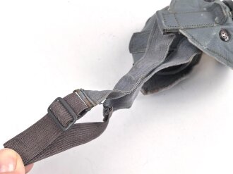 Allgemeine Schutz Brille Wehrmacht in Kunstlederhülle, ungetragenes Stück mit dunklen Ultrasin Gläsern