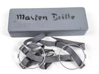 Masken Brille Wehrmacht, nicht ausgegebenes Set, datiert...