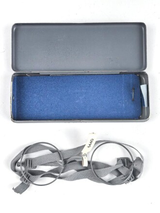 Masken Brille Wehrmacht, nicht ausgegebenes Set aus altem Fabrikbestand