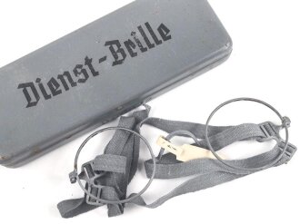Dienst Brille Wehrmacht, nicht ausgegebenes Set aus altem Fabrikbestand