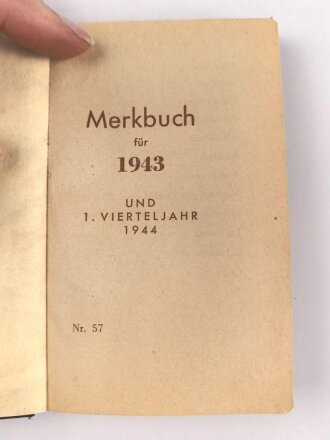 "Merkbuch für 1943" von einem Soldaten mit einigen Eintragungen, unter DIN A6