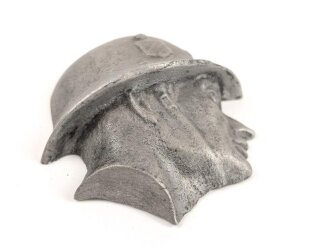 Halbrelief " Soldat mit Stahlhelm" aus Zink, Gesamthöhe 7cm