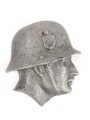 Halbrelief " Soldat mit Stahlhelm" aus Zink, Gesamthöhe 7cm