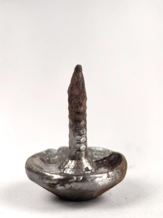 32 Stück Nägel für Marschstiefel der Wehrmacht