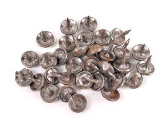 32 Stück Nägel für Marschstiefel der Wehrmacht