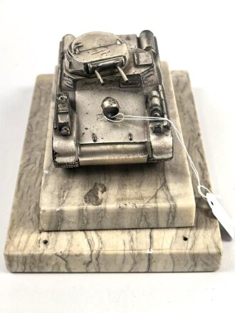 Panzerkampfwagen I, Spritzgußmodell versilbert, auf Marmorsockel, dieser 11 x 17cm