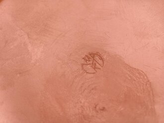 Butterdose Wehrmacht aus oranger Preßmasse. Ungebraucht, mit Glaseinsatz