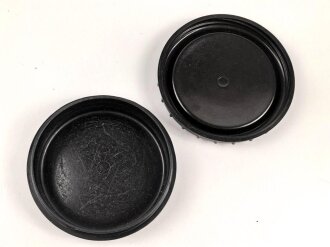 Butterdose Wehrmacht aus schwarzer Preßmasse, datiert 1944. Guter Zustand