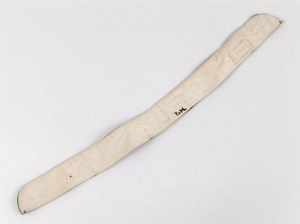 Kragenbinde für eine Feldbluse des Heeres, Gemessen vom jeweils äusseren Ende Knopfloch 45cm