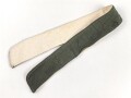 Kragenbinde für eine Feldbluse des Heeres, Gemessen vom jeweils äusseren Ende Knopfloch 46cm