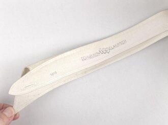 Kragen für das weisse Hemd der Offiziere, gemessen...