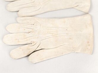 Paar weisse Handschuhe für Offiziere, gebraucht, ungereinigt