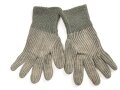 Paar Strickhandschuhe Wehrmacht mit drei Grössenstreifen. Leicht gebraucht, gut