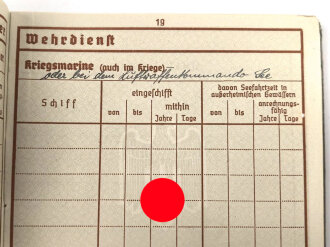 Wehrpaß Heer, eingestellt am 2.11.37 bei Maschinengewehr Btl. 10 Pirmasens.