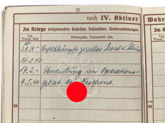 Wehrpaß Heer, eingestellt am 2.11.37 bei Maschinengewehr Btl. 10 Pirmasens.
