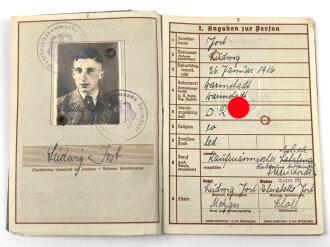 Wehrpaß Heer, eingestellt am 2.11.37 bei Maschinengewehr Btl. 10 Pirmasens.