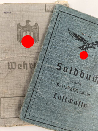 Wehrpaß Heer, eingestellt am  15.3.37 bei...