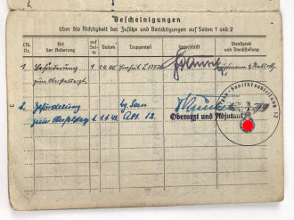 Wehrpaß Heer, eingestellt am  15.3.37 bei Sanitätsstaffel Detmold.