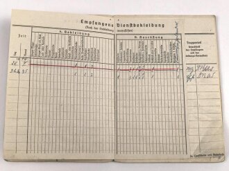 Wehrpaß Heer, eingestellt am  15.3.37 bei Sanitätsstaffel Detmold.