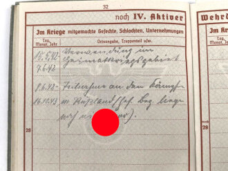 Wehrpaß Heer, eingestellt am 3.10.41 bei Nebel Ersatz Abteilung 4 Bremen.