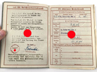 Wehrpaß Heer, eingestellt am 3.10.41 bei Nebel Ersatz Abteilung 4 Bremen.