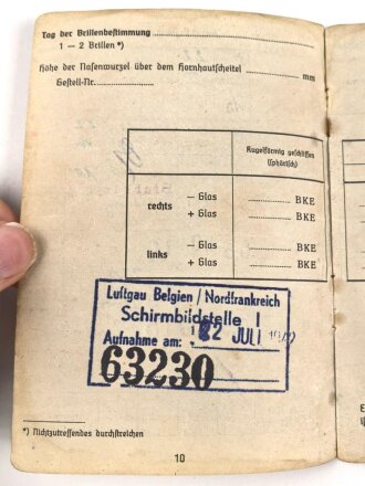 Soldbuch Luftwaffe , ausgestellt 1.9.1940 bei Landesschützen Ausbildungs Kompanie Detmold.