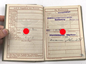Wehrpaß Heer, eingestellt  am 28.8.43 bei grenadier Ersatz Regiment Großdeutschland