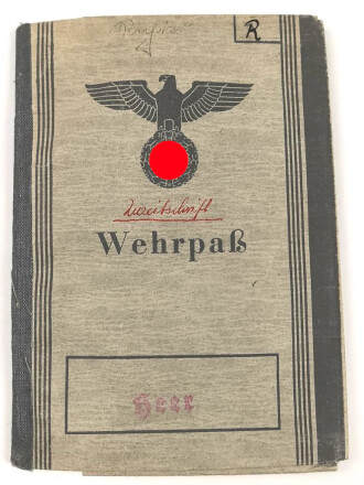 Wehrpaß Heer, eingestellt am 12. februar 1940 bei Pionier Ersatz Btl. 24 Riesa.