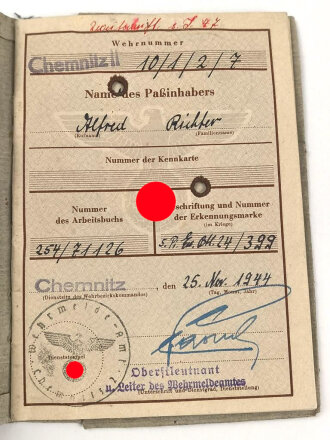 Wehrpaß Heer, eingestellt am 12. februar 1940 bei...