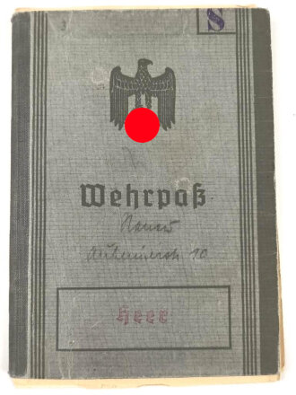Wehrpaß Heer, eingeestellt am 2.7.1935 bei...