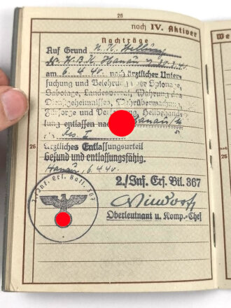 Wehrpaß Heer, eingeestellt am 2.7.1935 bei Landespolizei Abteilung Hanau