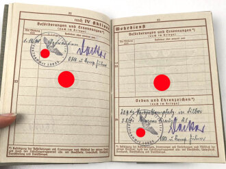 Wehrpaß Heer, eingvestellt am 5.6.1940 bei Kraftfahr Ersatz Abteilung 12.