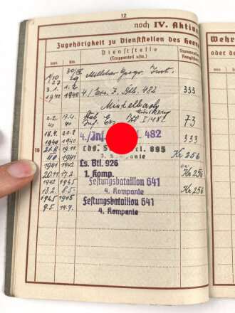 Wehrpaß Heer, eingestellt am 3.1.1940 bei Infanterie Btl. 482 Mistelbach.