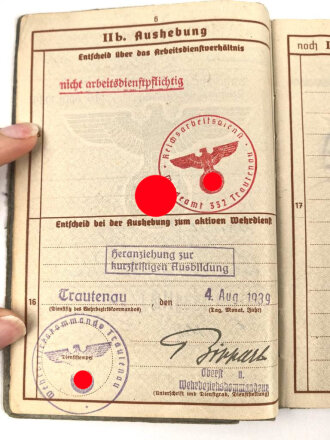Wehrpaß Heer,  eingestellt am 24.9.1939 bei Stabspersonal Infanterie Regiment 276 Königsbrück.