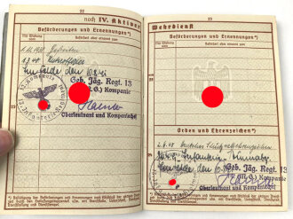 Wehrpaß Heer eingestellt am 4.11.1937 bei MG Kompanie Infanterie Regiment 13 Ludwigsburg.