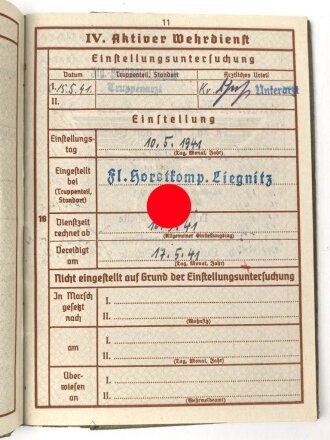Wehrpaß  Luftwaffe, eingestellt am 10.5.1941 bei Fliegerhorstkompanie Liegnitz.