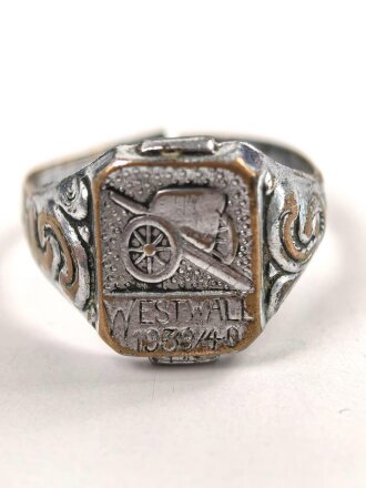 "Westwall 1939/40 " Fingerring, stark getragenes Stück, Höhe 16mm