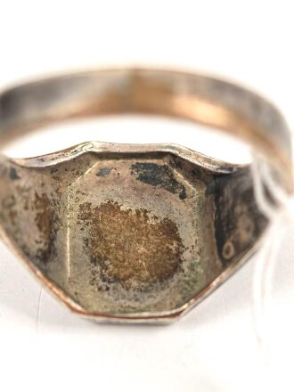 "Westfront" Fingerring in gutem Zustand, Höhe  14mm