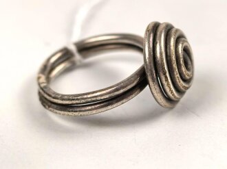 Westwall Fingerring in gutem Zustand, Höhe  15mm